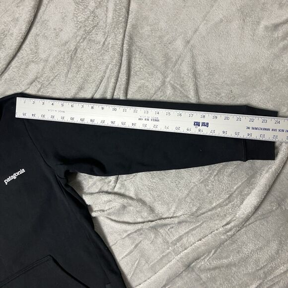 Patagonia Hoodie Mens S Black Fitz Roy Horizons Uprisal Outdoor Activewear Hike - Picture 10 of 14